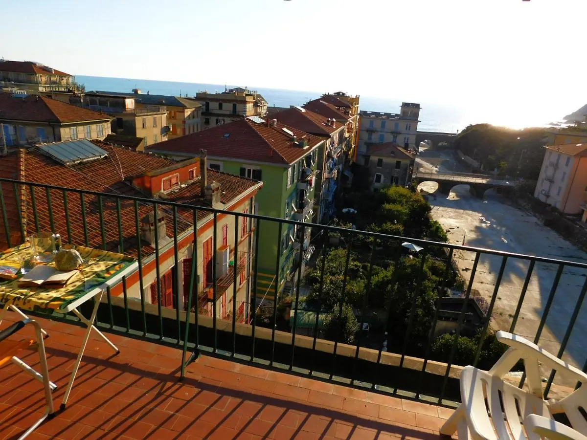 Attico Con Vista Mare Διαμέρισμα Λεβάντο Ιταλία